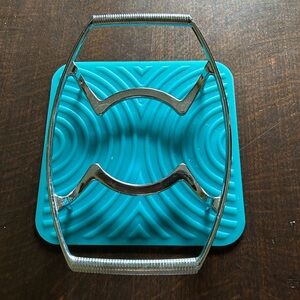 CorningWare Casserole Holder